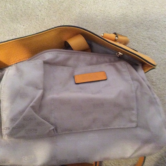 Purse - Picture 13 of 15